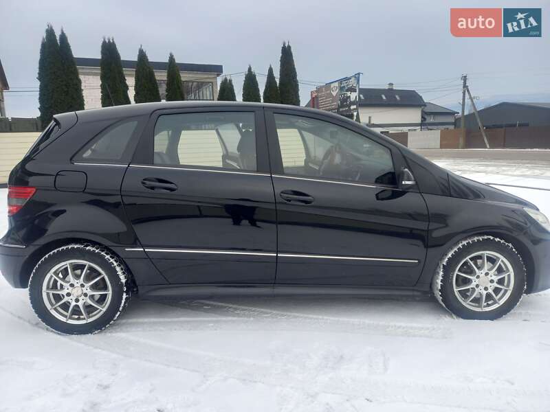 Хэтчбек Mercedes-Benz B-Class 2011 в Тячеве