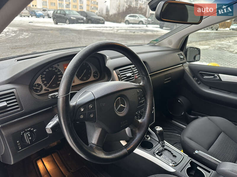 Хетчбек Mercedes-Benz B-Class 2006 в Вінниці фото 17 Хетчбек Mercedes-Benz B-Class 2006 в Вінниці