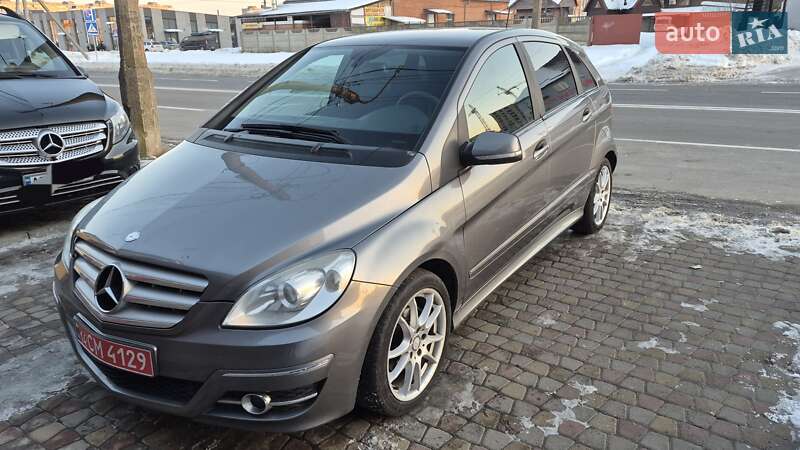 Mercedes-Benz B-Class 2010