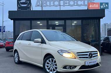 Хэтчбек Mercedes-Benz B-Class 2014 в Киеве