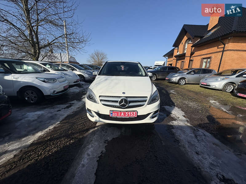 Mercedes-Benz B-Class 2015 Mercedes-Benz B-Class 2015