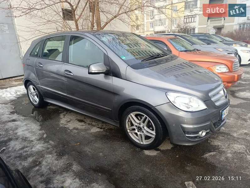 Mercedes-Benz B-Class 2011 VIN WDD2452071J729941 фото оголошення 2 з 51