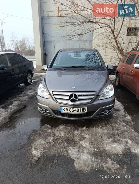 Хэтчбек Mercedes-Benz B-Class 2011 в Киеве