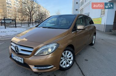 Хэтчбек Mercedes-Benz B-Class 2012 в Киеве