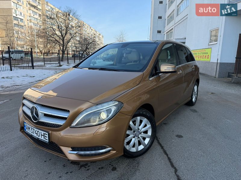 Mercedes-Benz B-Class 2012