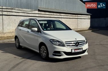 Хэтчбек Mercedes-Benz B-Class 2014 в Киеве