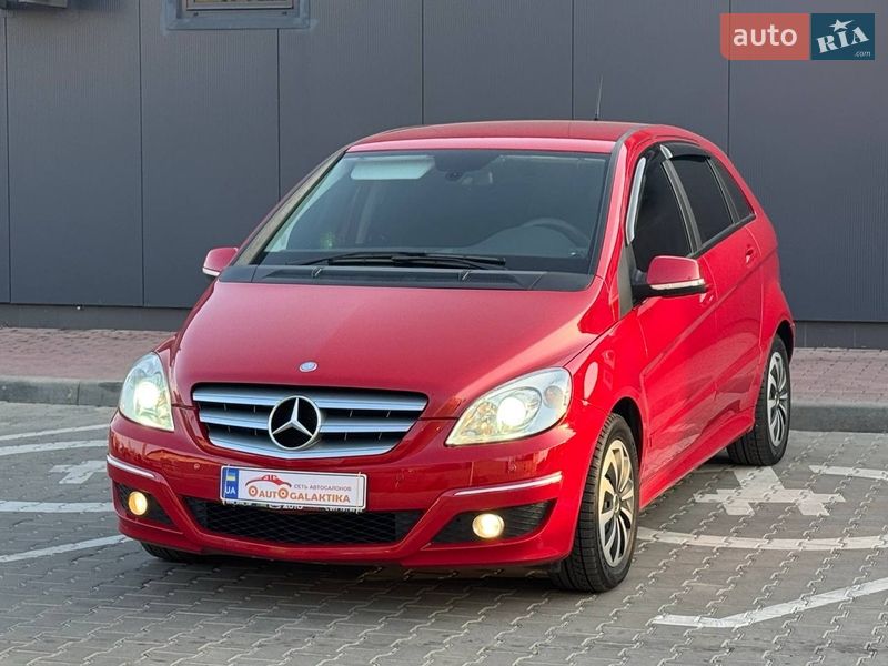 Mercedes-Benz B-Class 2011