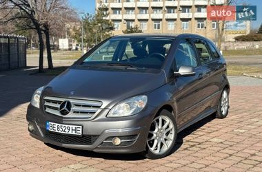 Хэтчбек Mercedes-Benz B-Class 2010 в Николаеве