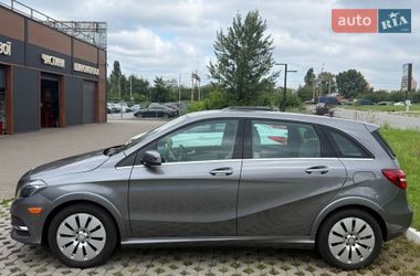 Хетчбек Mercedes-Benz B-Class 2016 в Житомирі