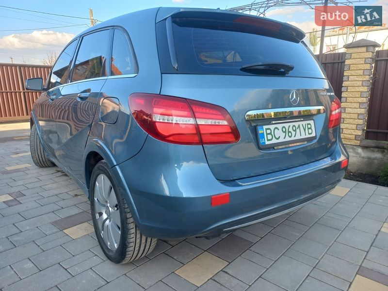 Хэтчбек Mercedes-Benz B-Class 2015 в Трускавце