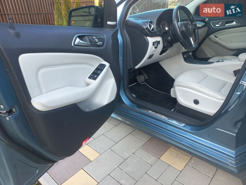 Хэтчбек Mercedes-Benz B-Class 2015 в Трускавце