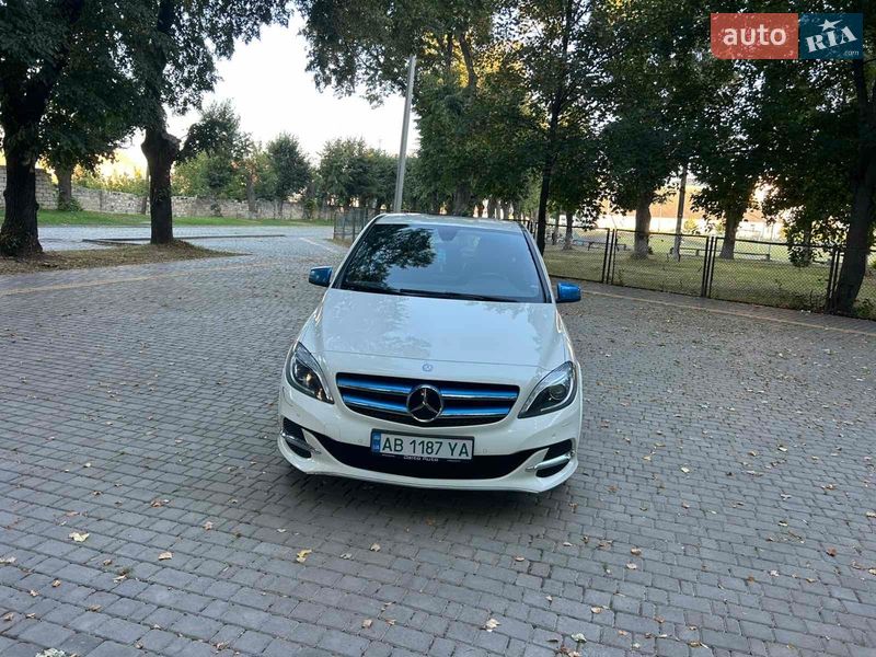 Mercedes-Benz B-Class 2016