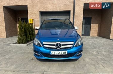Хетчбек Mercedes-Benz B-Class 2015 в Івано-Франківську