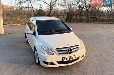 Хэтчбек Mercedes-Benz B-Class 2011 в Николаеве