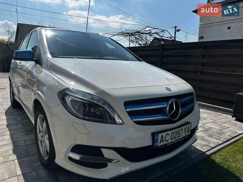 Mercedes-Benz B-Class 2016