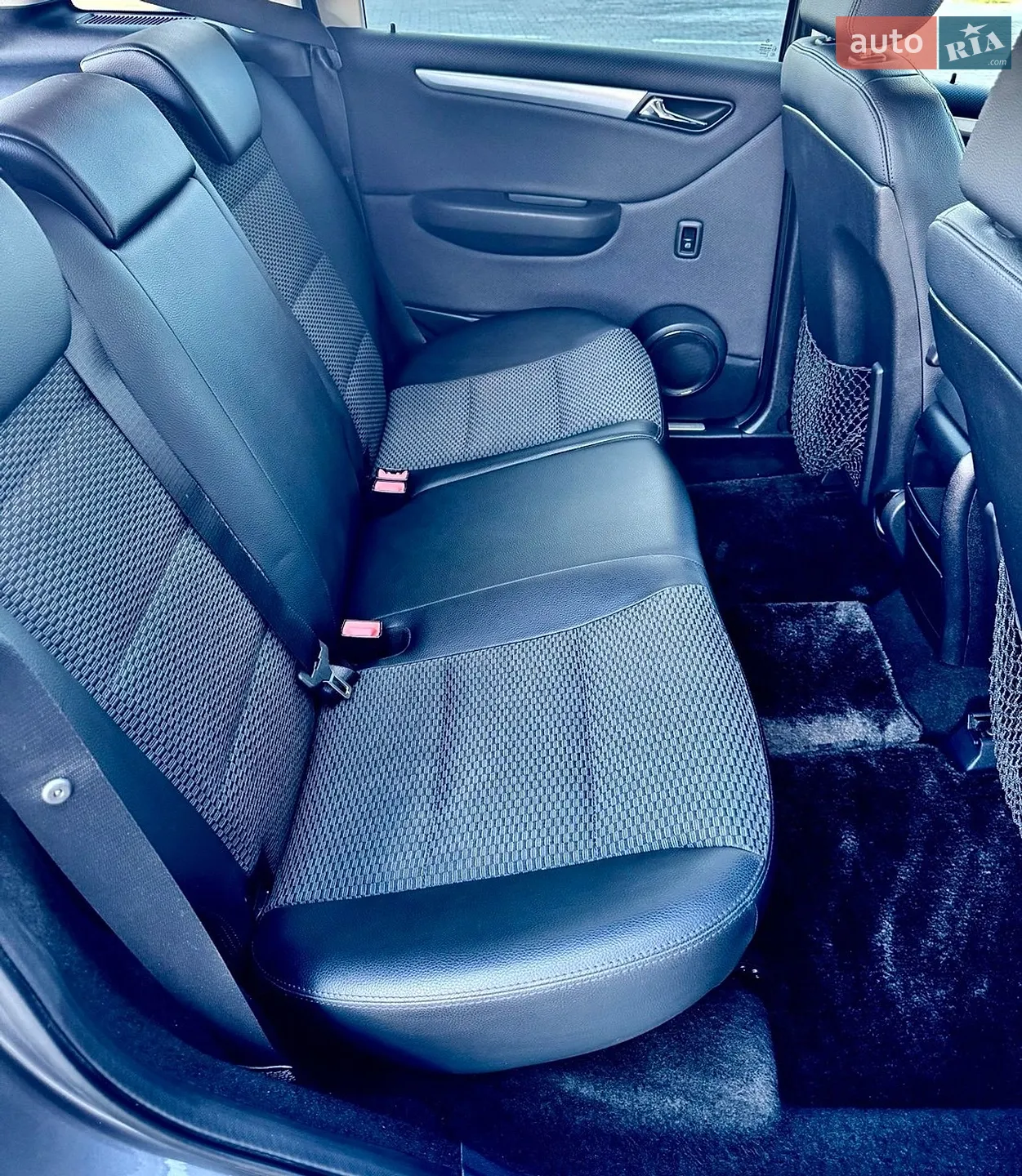 2010 Mercedes-Benz B-klasse - мініатюра 27