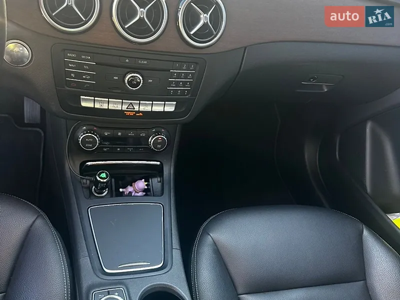 Mercedes-Benz B-Class 2015 VIN WDDVP9ABXFJ005155 фото оголошення 12 з 48