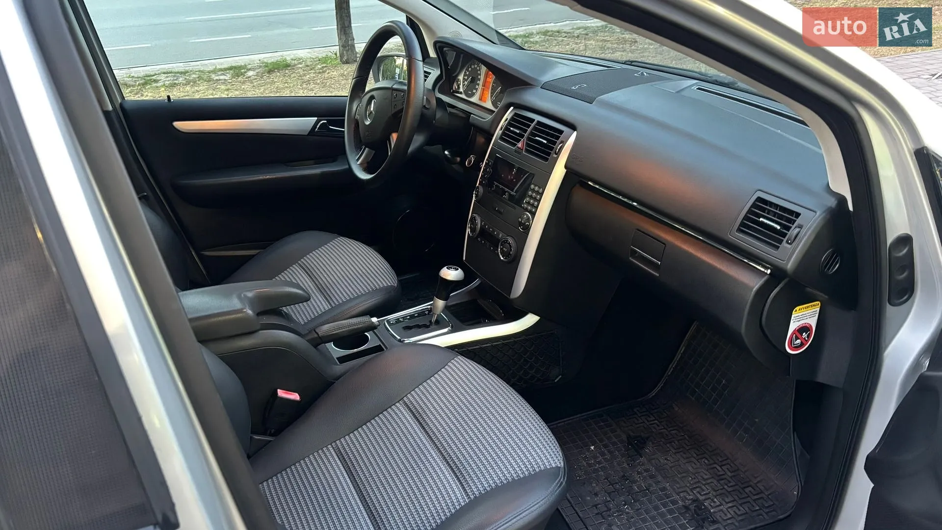 2015 Kia Sorento - мініатюра 14