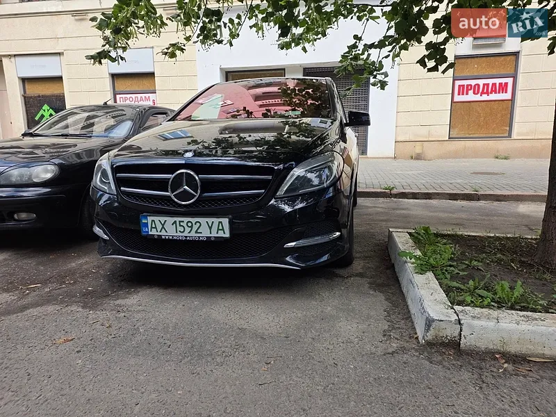 Mercedes-Benz B-Class 2015
