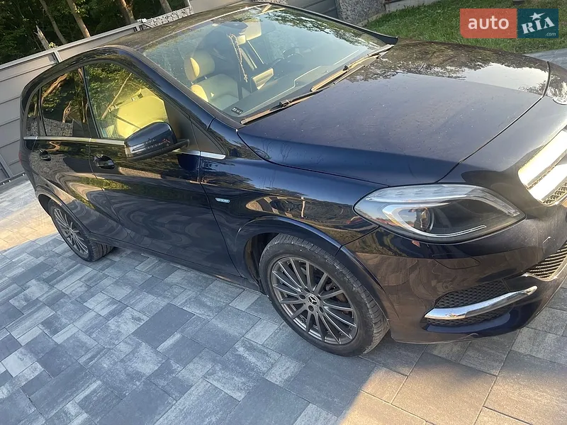 Mercedes-Benz B-Class 2017