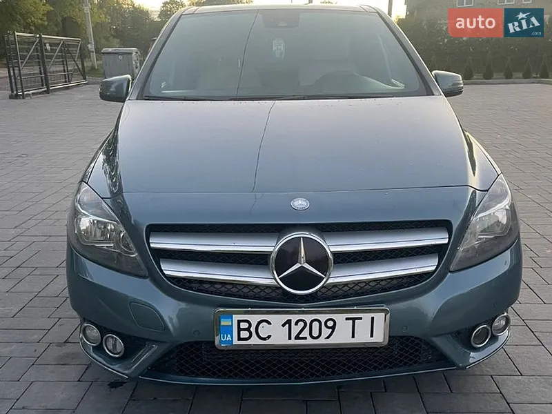 Mercedes-Benz B-Class 2012