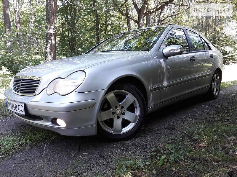 Mercedes-Benz C 200
