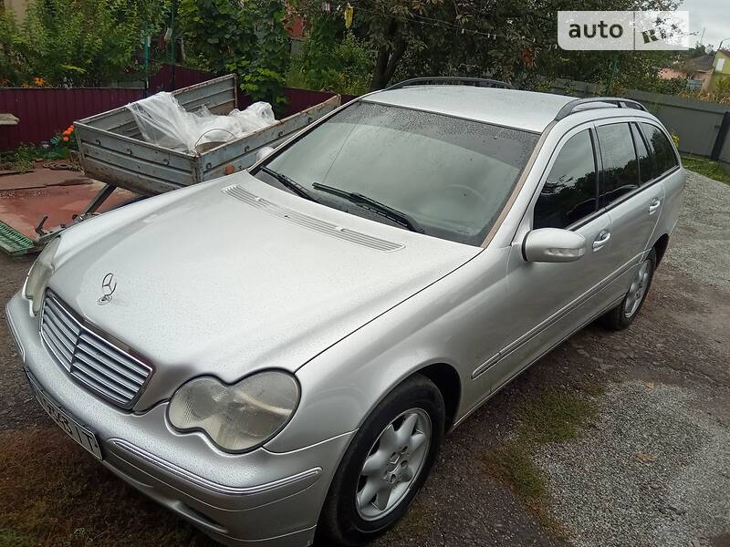 Mercedes-Benz C 220