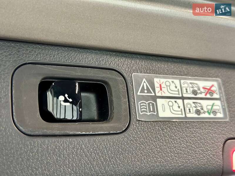 Универсал Mercedes-Benz C-Class All-Terrain 2022 в Львове фото 54 Универсал Mercedes-Benz C-Class All-Terrain 2022 в Львове