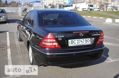 Седан Mercedes-Benz C-Class 2004 в Львове