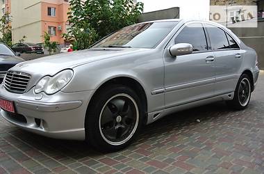 Седан Mercedes-Benz C-Class 2000 в Одессе