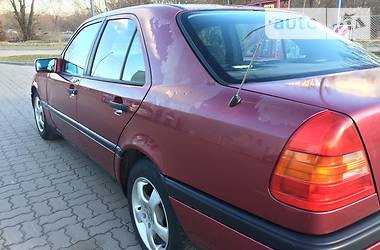 Седан Mercedes-Benz C-Class 1994 в Дрогобыче