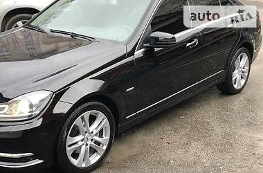 Седан Mercedes-Benz C-Class 2011 в Киеве