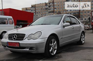 Седан Mercedes-Benz C-Class 2001 в Львове