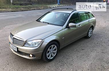 Универсал Mercedes-Benz C-Class 2010 в Черновцах