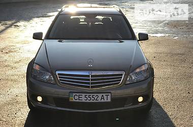 Универсал Mercedes-Benz C-Class 2010 в Черновцах