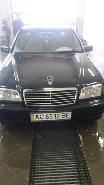 Седан Mercedes-Benz C-Class 1997 в Луцьку