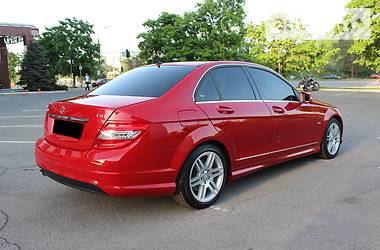 Седан Mercedes-Benz C-Class 2010 в Дніпрі