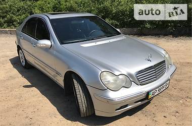 Седан Mercedes-Benz C-Class 2002 в Харькове