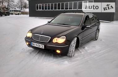 Универсал Mercedes-Benz C-Class 2001 в Рокитном