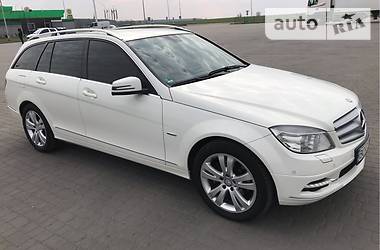 Универсал Mercedes-Benz C-Class 2010 в Львове