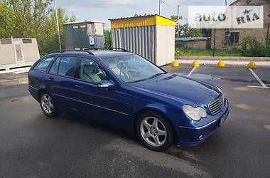 Універсал Mercedes-Benz C-Class 2002 в 
