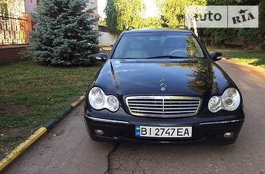 Універсал Mercedes-Benz C-Class 2002 в 