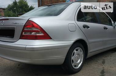 Седан Mercedes-Benz C-Class 2003 в 