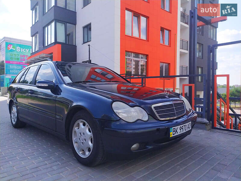 Универсал Mercedes-Benz C-Class 2003 в Ровно