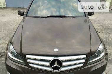 Седан Mercedes-Benz C-Class 2012 в Харькове