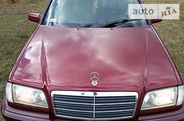 Седан Mercedes-Benz C-Class 2000 в Надворной