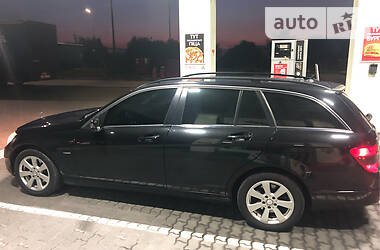 Універсал Mercedes-Benz C-Class 2011 в 
