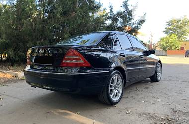 Седан Mercedes-Benz C-Class 2002 в Одессе