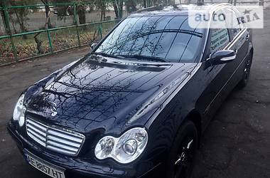 Седан Mercedes-Benz C-Class 2006 в 