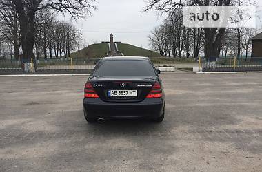 Седан Mercedes-Benz C-Class 2006 в 